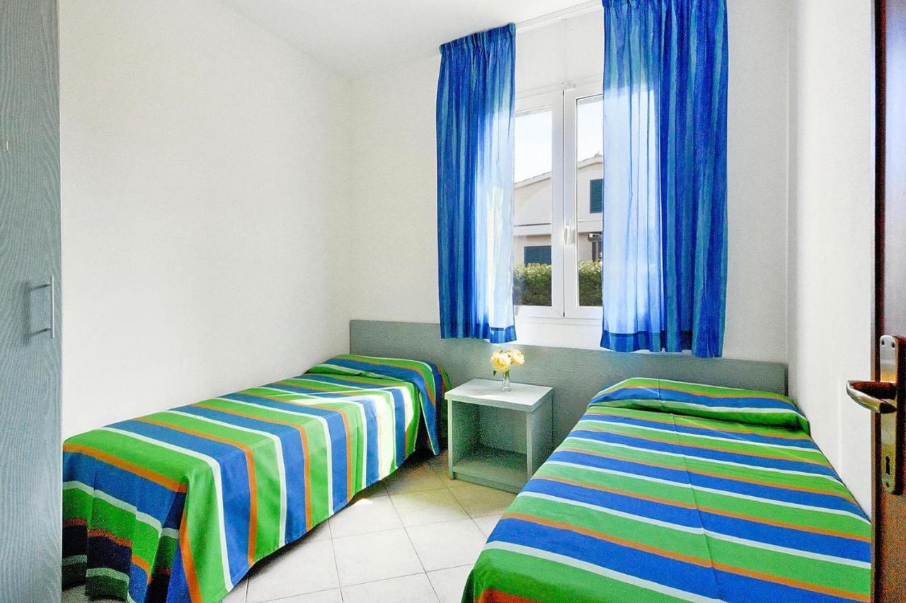 Apartment In Cecina Mare With Outdoor Pool Marina di Cecina Extérieur photo