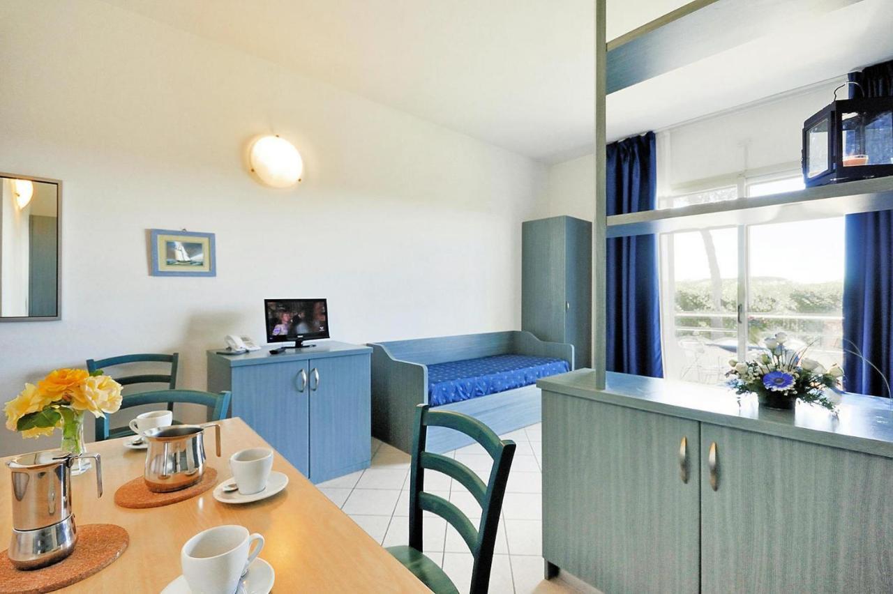 Apartment In Cecina Mare With Outdoor Pool Marina di Cecina Extérieur photo